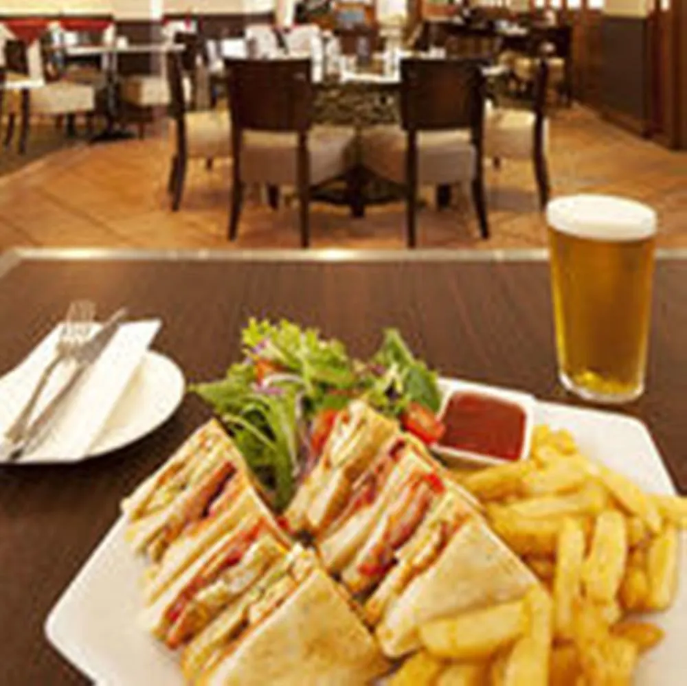 Hotel Seasons Of Perth