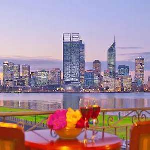 Aparthotel The Peninsula Riverside Serviced