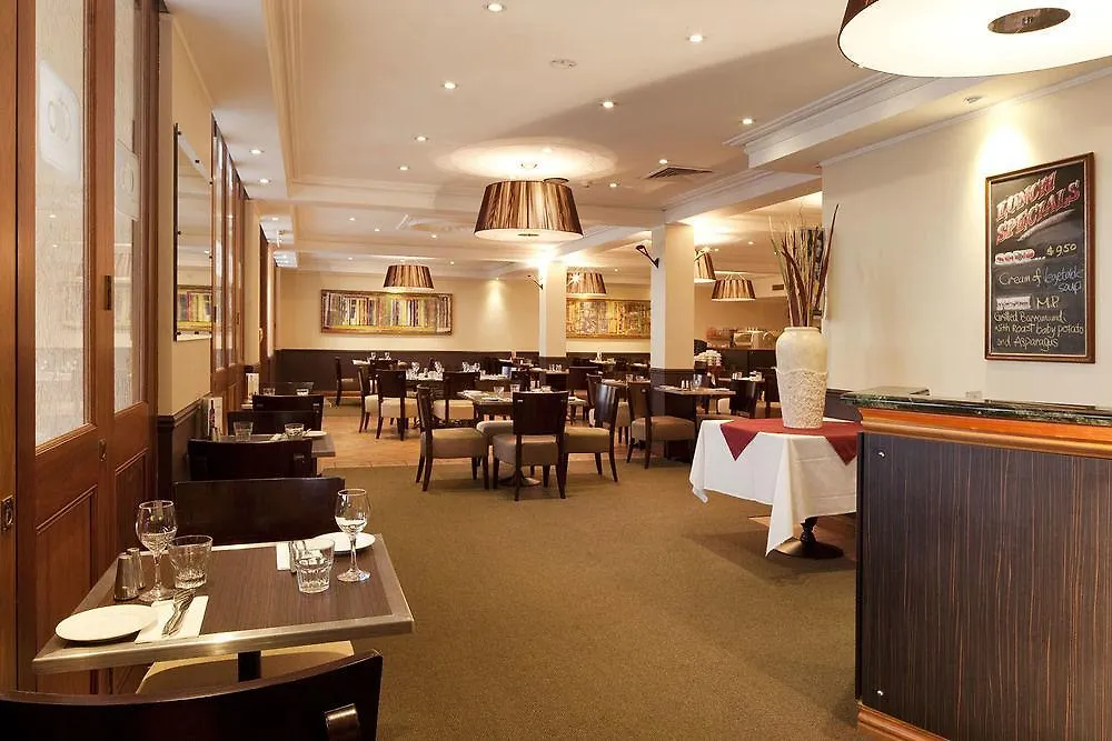 ****  Hotel Seasons Of Perth Austrálie