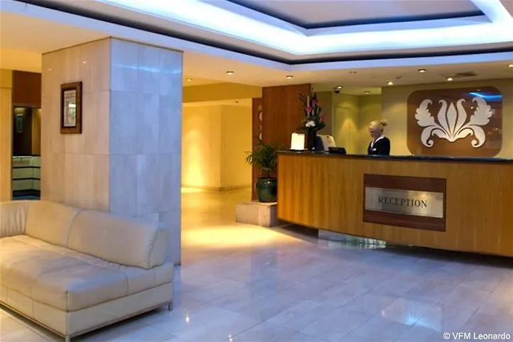 Hotel Seasons Of Perth 4*,